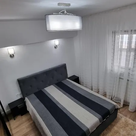 Amie Seaside Daire *