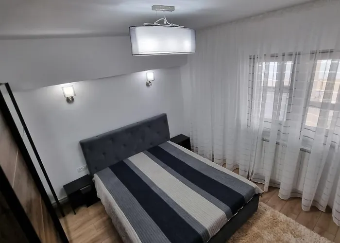 Amie Seaside Daire *